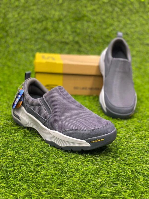 Skechers Hyper Burst Arch Fit Shoes - Gray White - PP00199 - Image 3