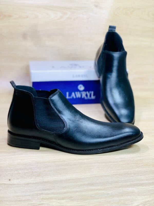 Chelsea Luxe Wrinkle-Free Leather Comfort Shoes - Black - PP00225